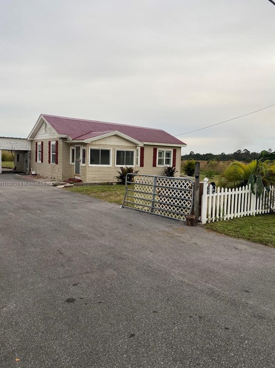4511 Staley Rd, Fort Myers, FL 33905-6302