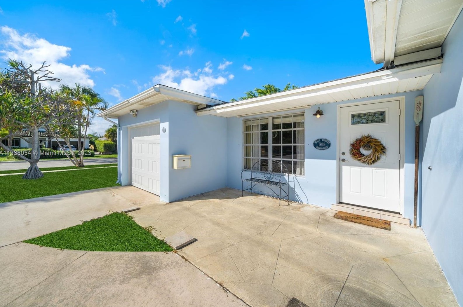 110 16th Ave, Lake Worth, FL 33460-5802