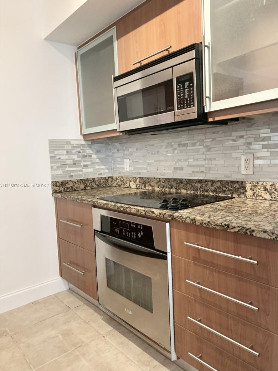 888 Douglas Rd, Miami FL 33134-7510 exterior