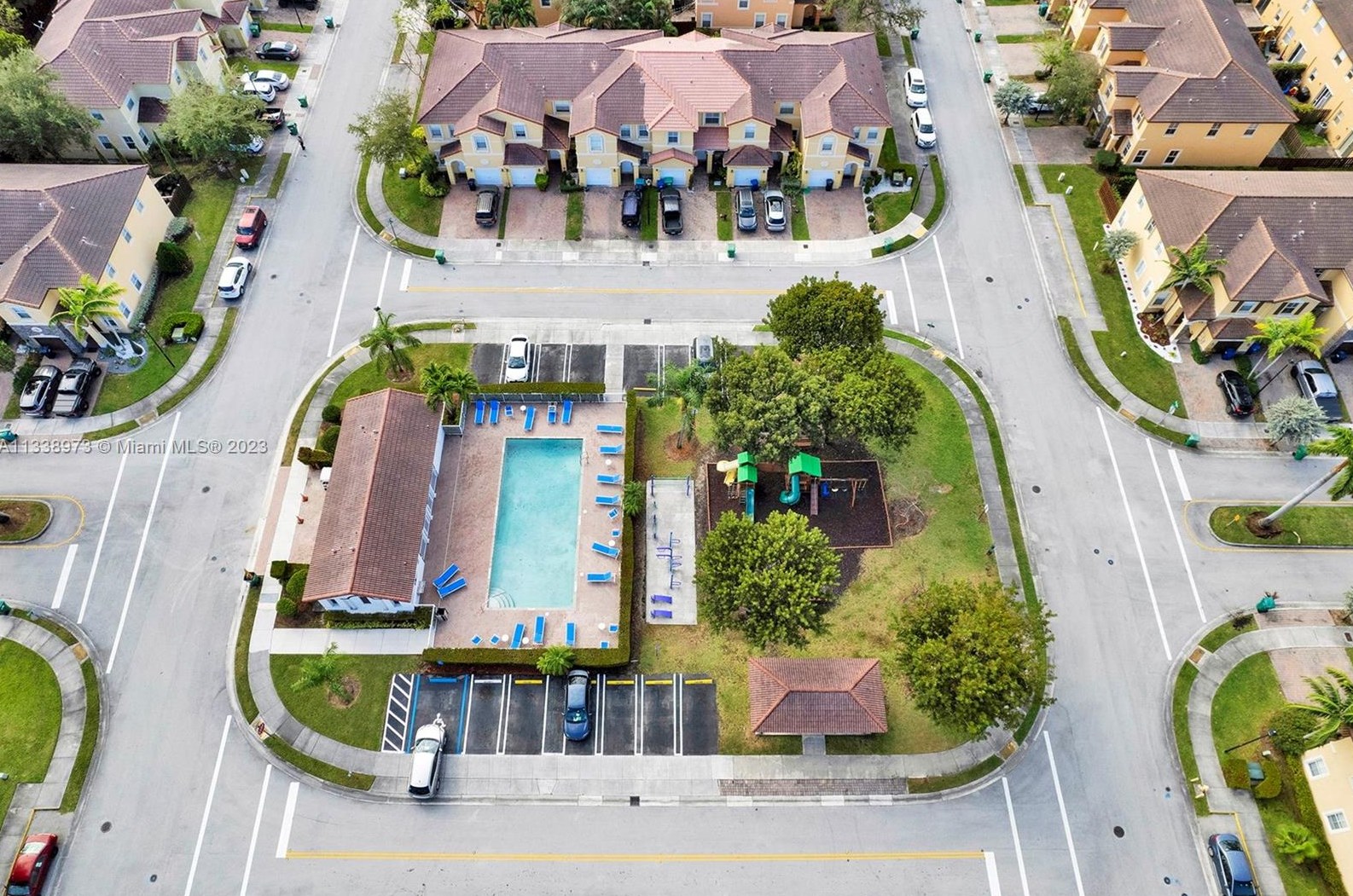 11253 88th Ter, Miami, FL 33178-2773