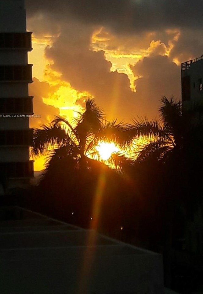 245 18th St, Miami FL 33139-2031 exterior