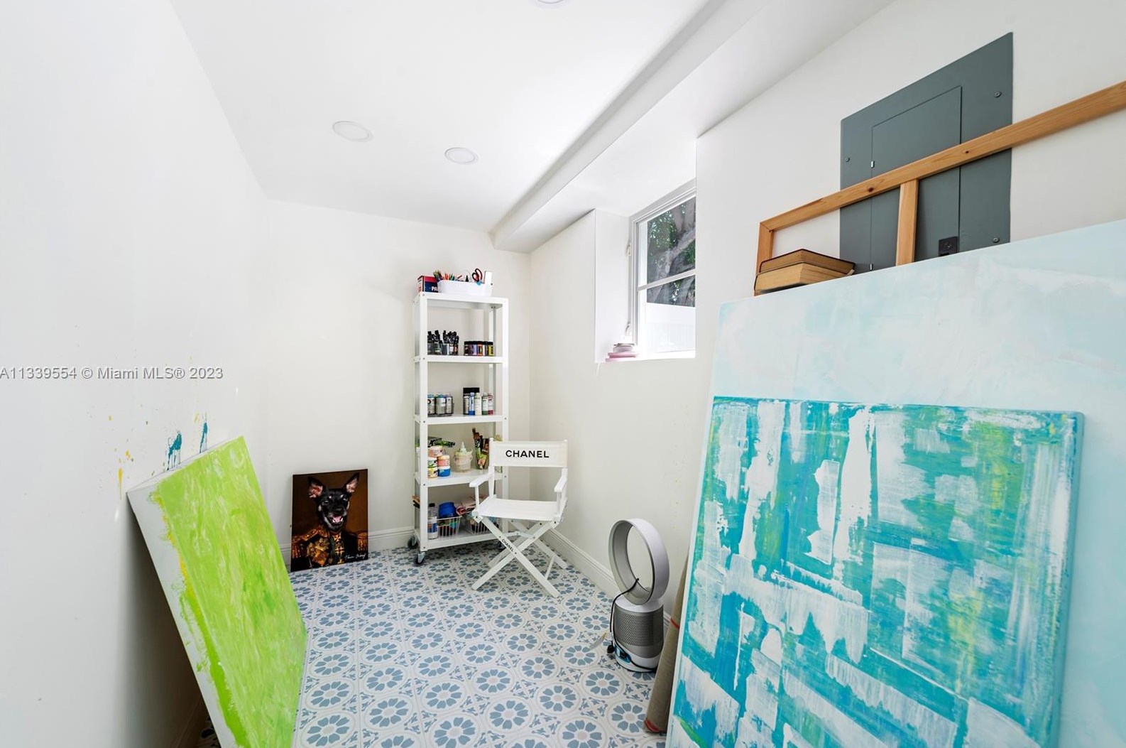 3447 Chase Ave, Miami FL  33140-3416 exterior