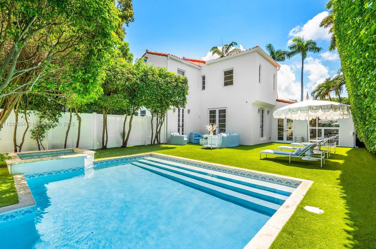 3447 Chase Ave, Miami FL  33140-3416 exterior