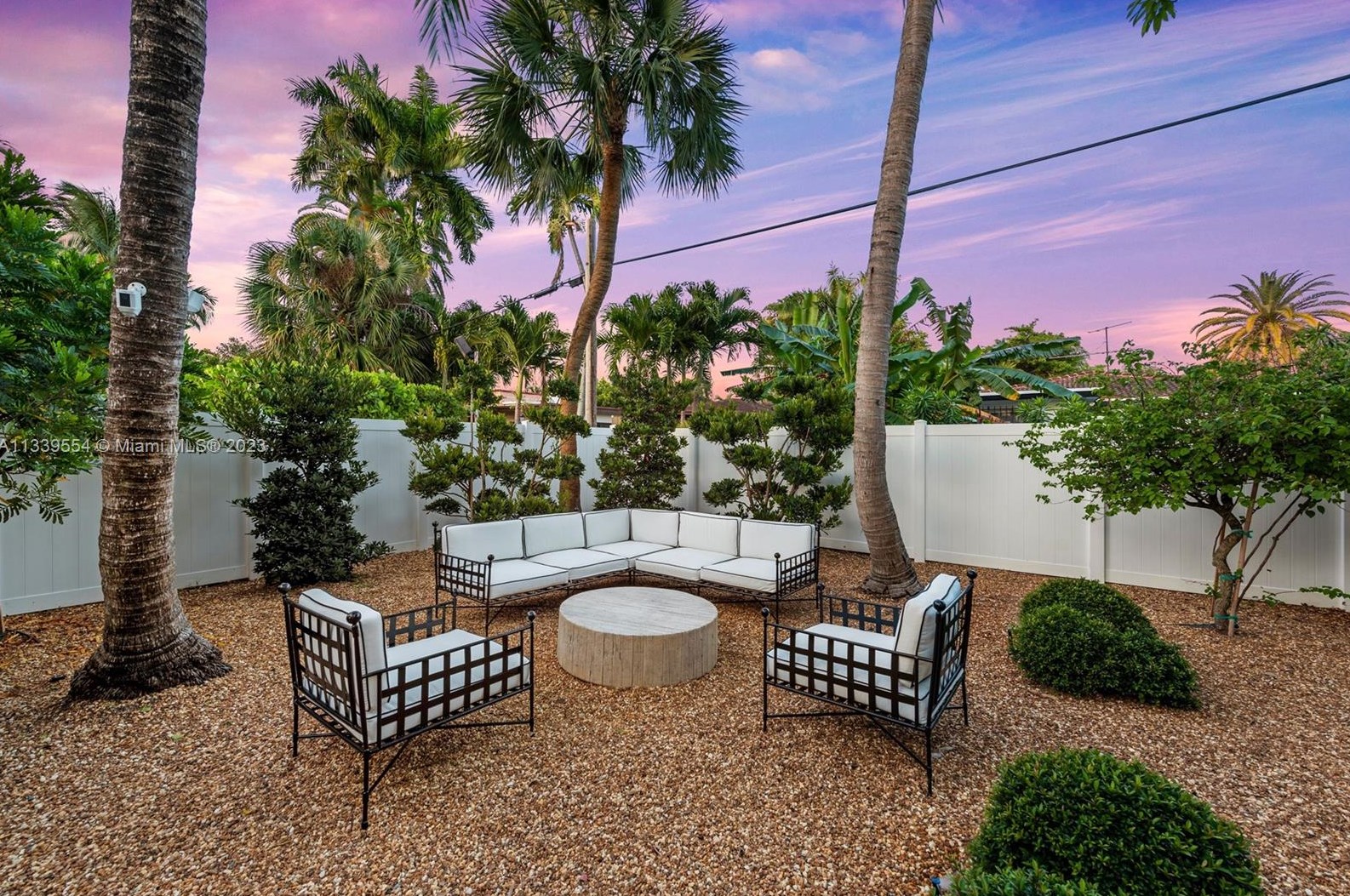 3447 Chase Ave, Miami FL  33140-3416 exterior