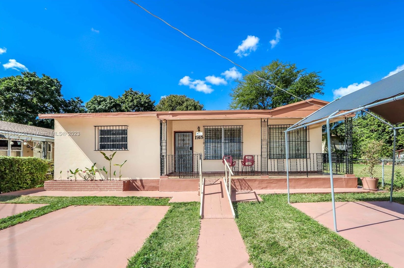 1918 19th Ave, Miami, FL 33125-1452