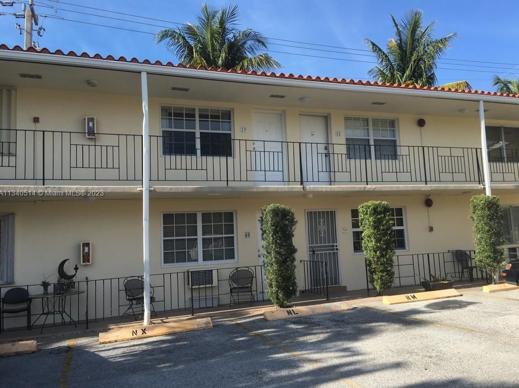 345 Michigan Ave, Miami FL 33139-6838 exterior