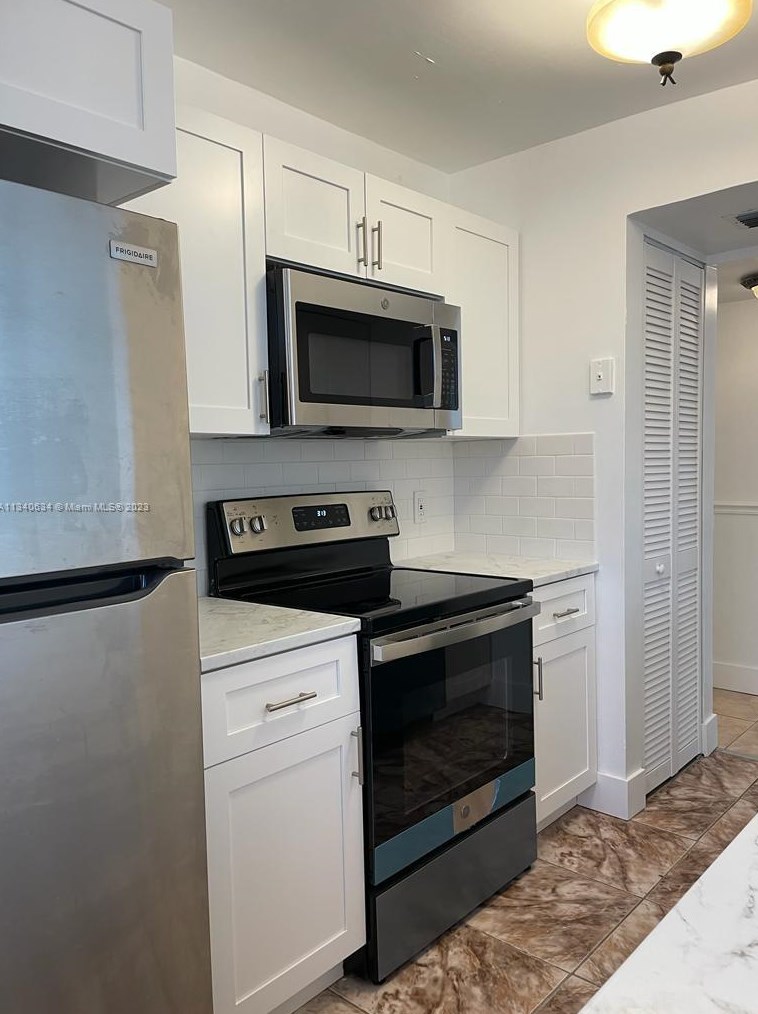 12105 Ne 6th Ave #204, Miami, FL 33161