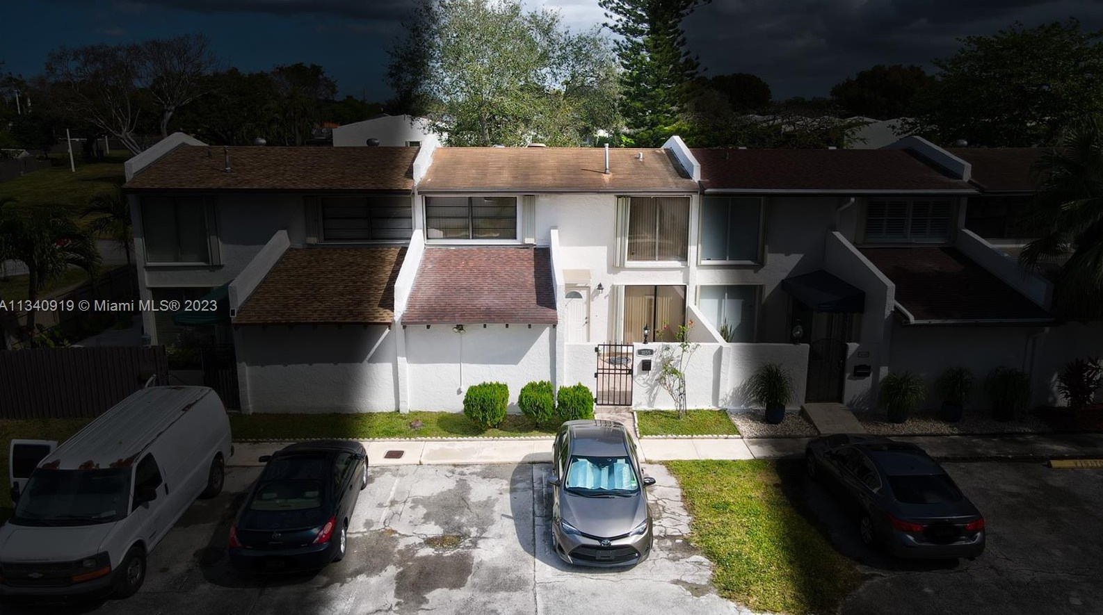 11155 70th Ter, Miami, FL 33173-2139
