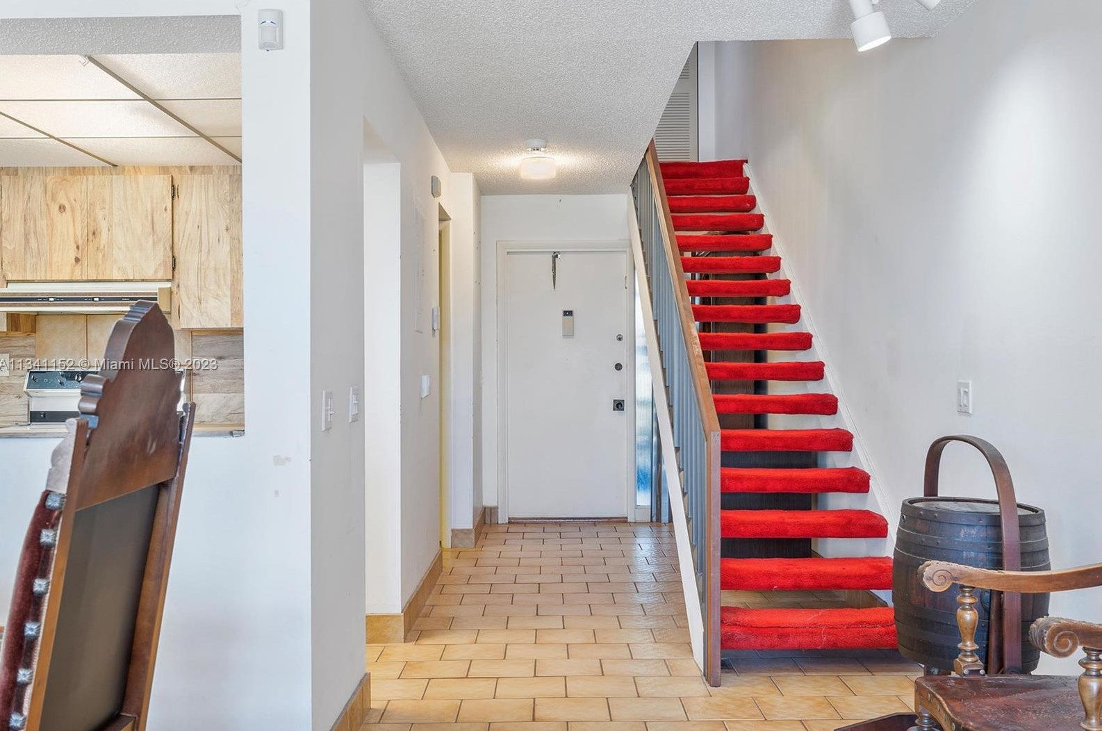 1471 Fairway Rd, Hollywood FL 33026-3039 exterior