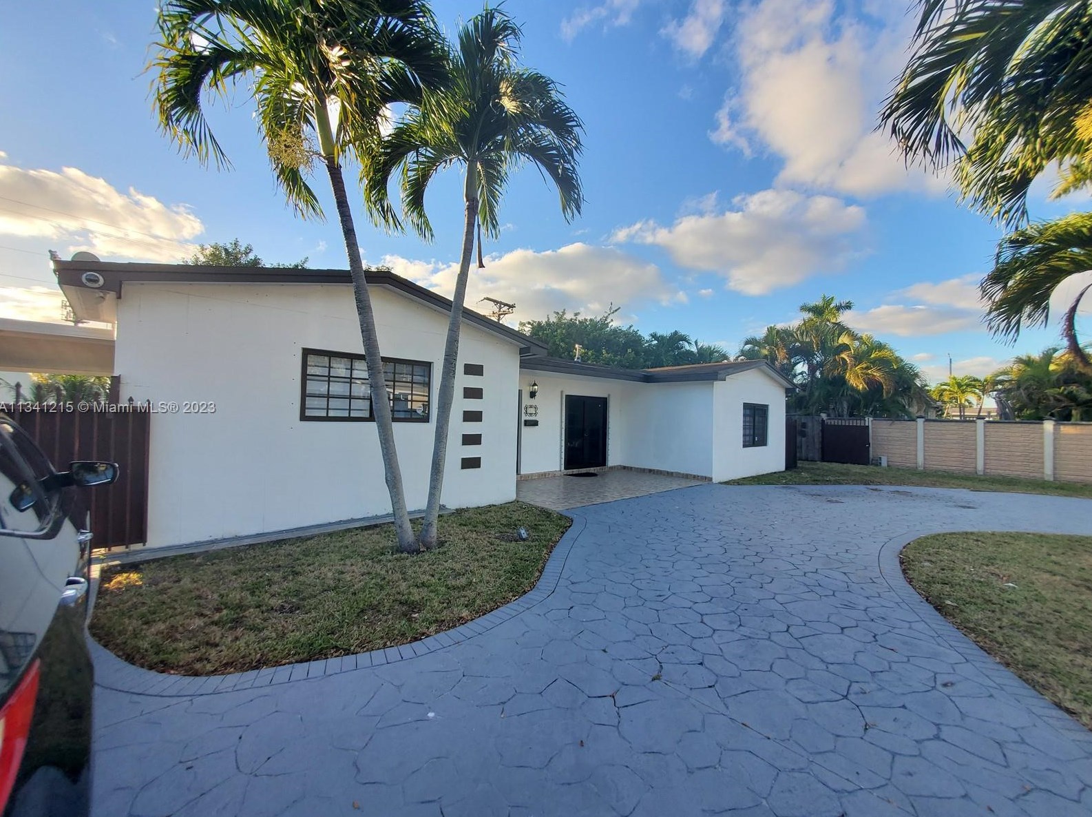 2120 84th Ave, Miami, FL 33155-1149