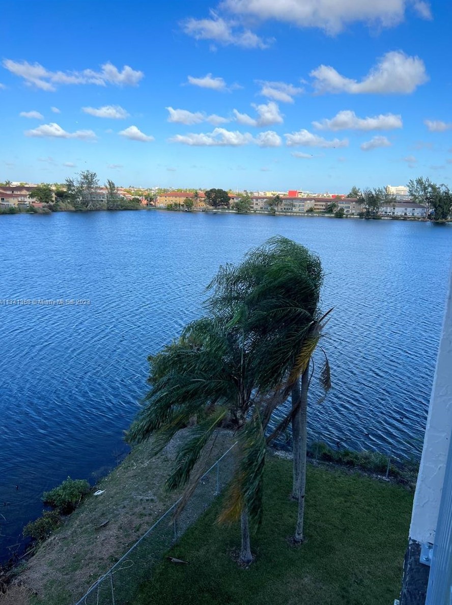 9917 S Okeechobee Rd #3-507, Hialeah, FL 33016
