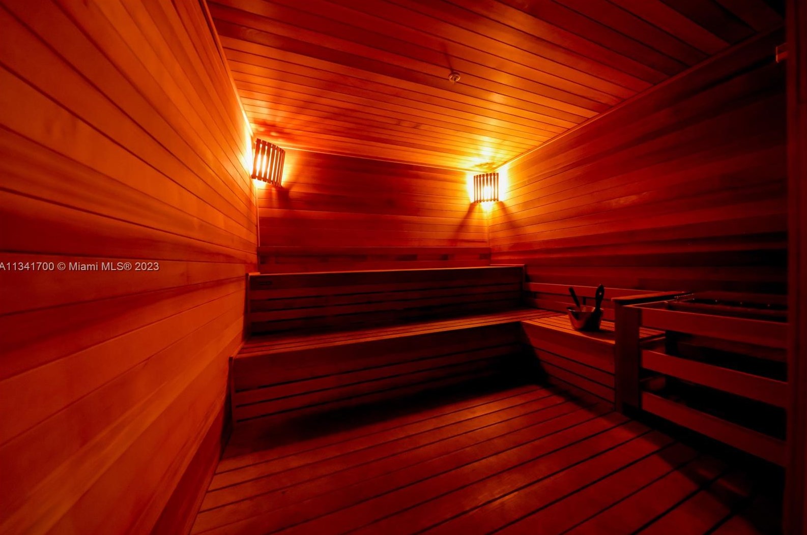 5350 84th Ave, Miami FL  33166-3333 exterior