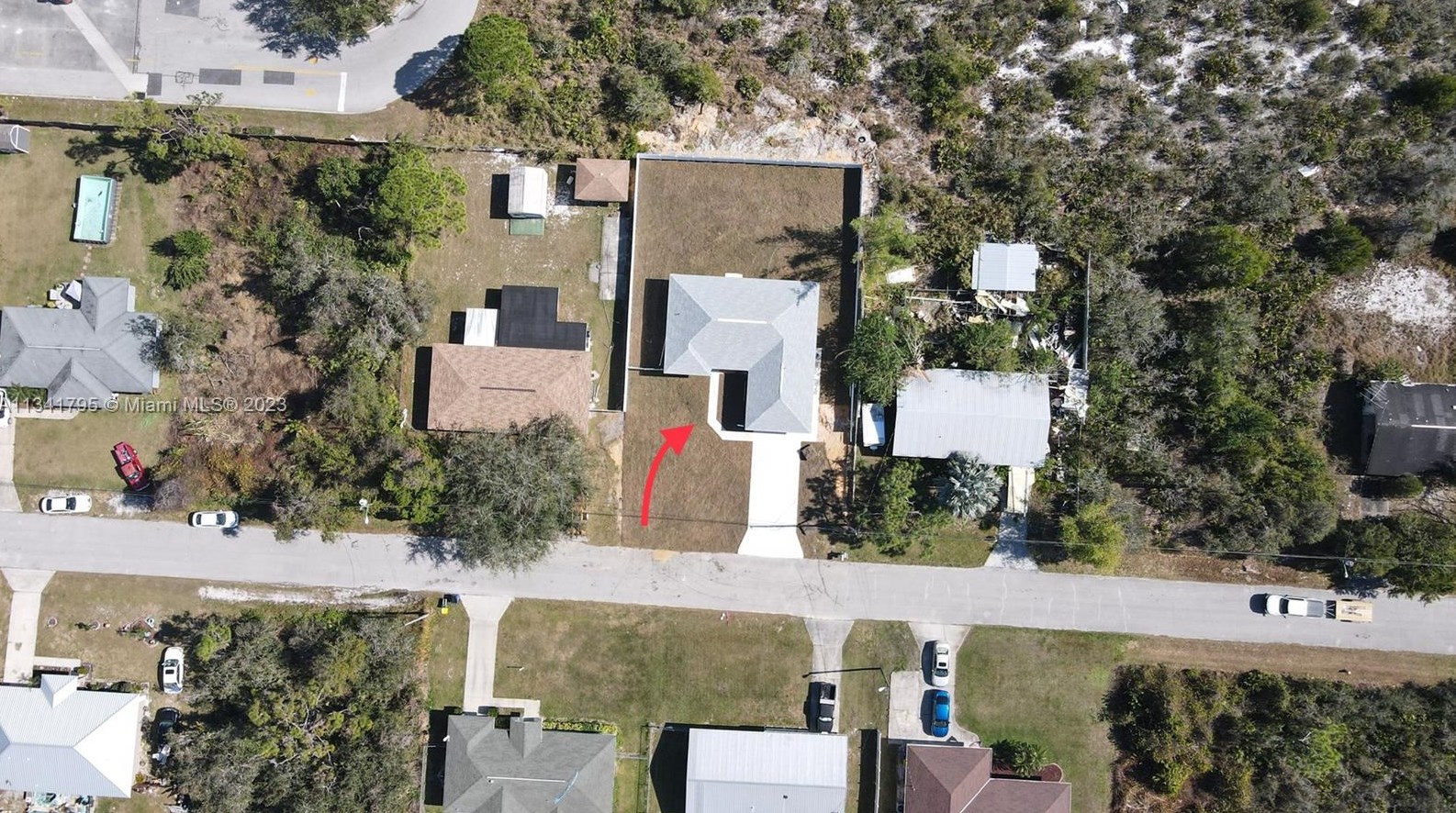 410 Lotus Ave, Sebring, FL 33872