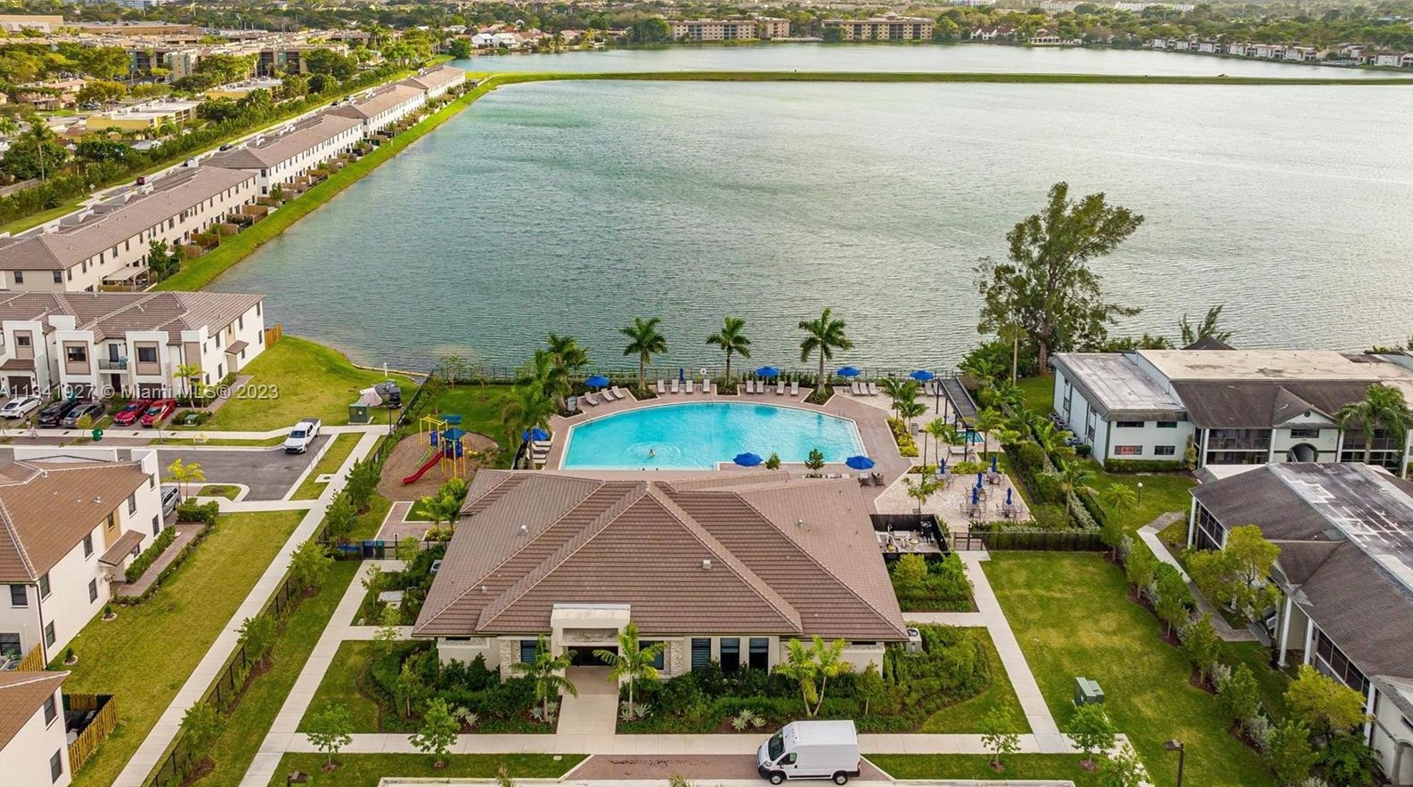 20452 2nd Ct, Miami, FL 33179-2510