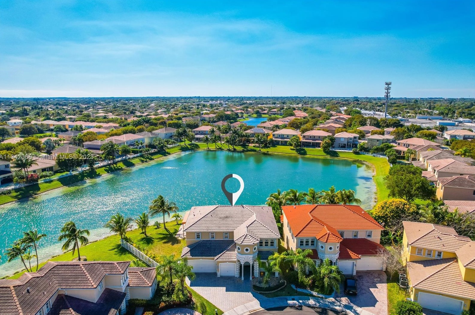 20524 88th Ave, Miami, FL 33189-3923