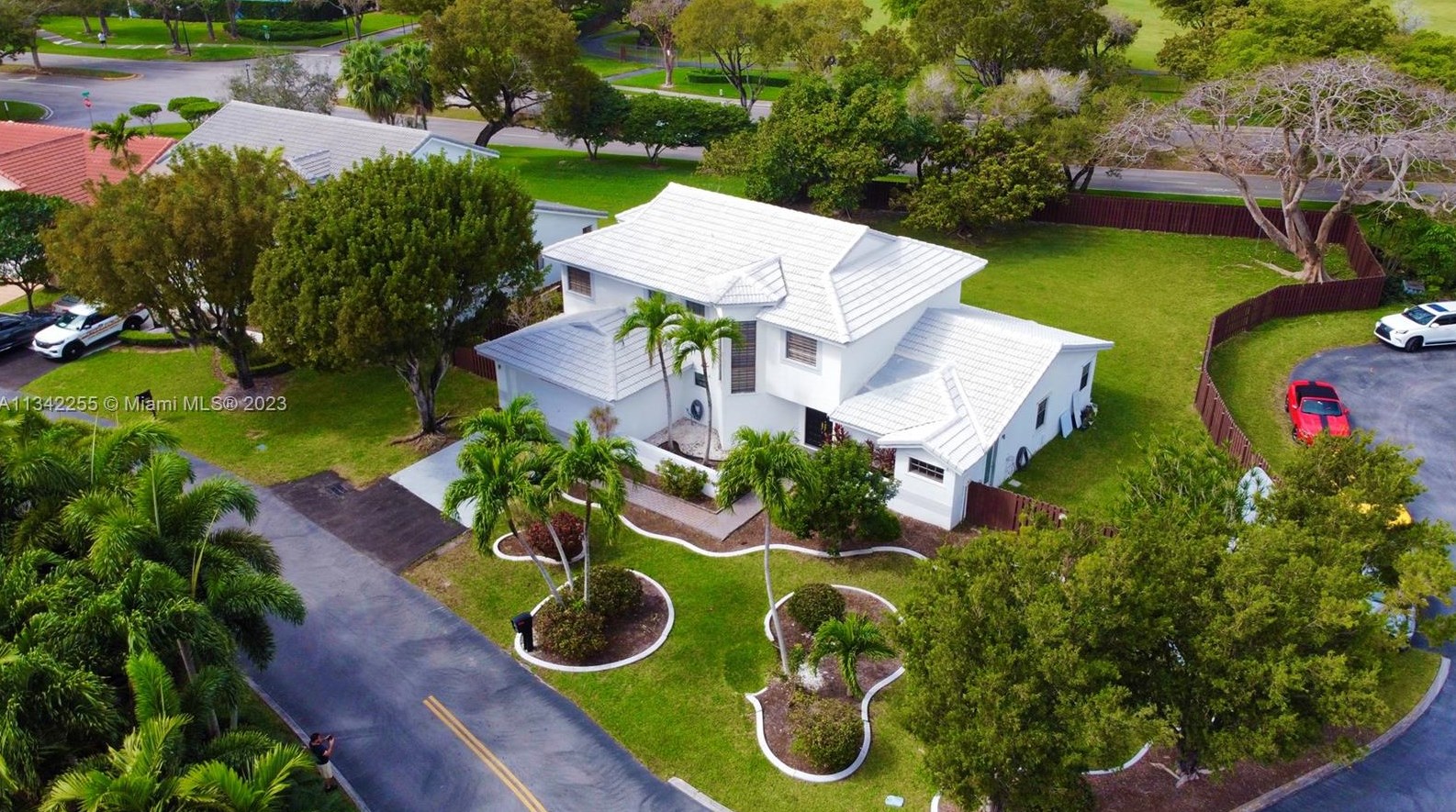 4354 151st Pl, Miami, FL 33185-4366