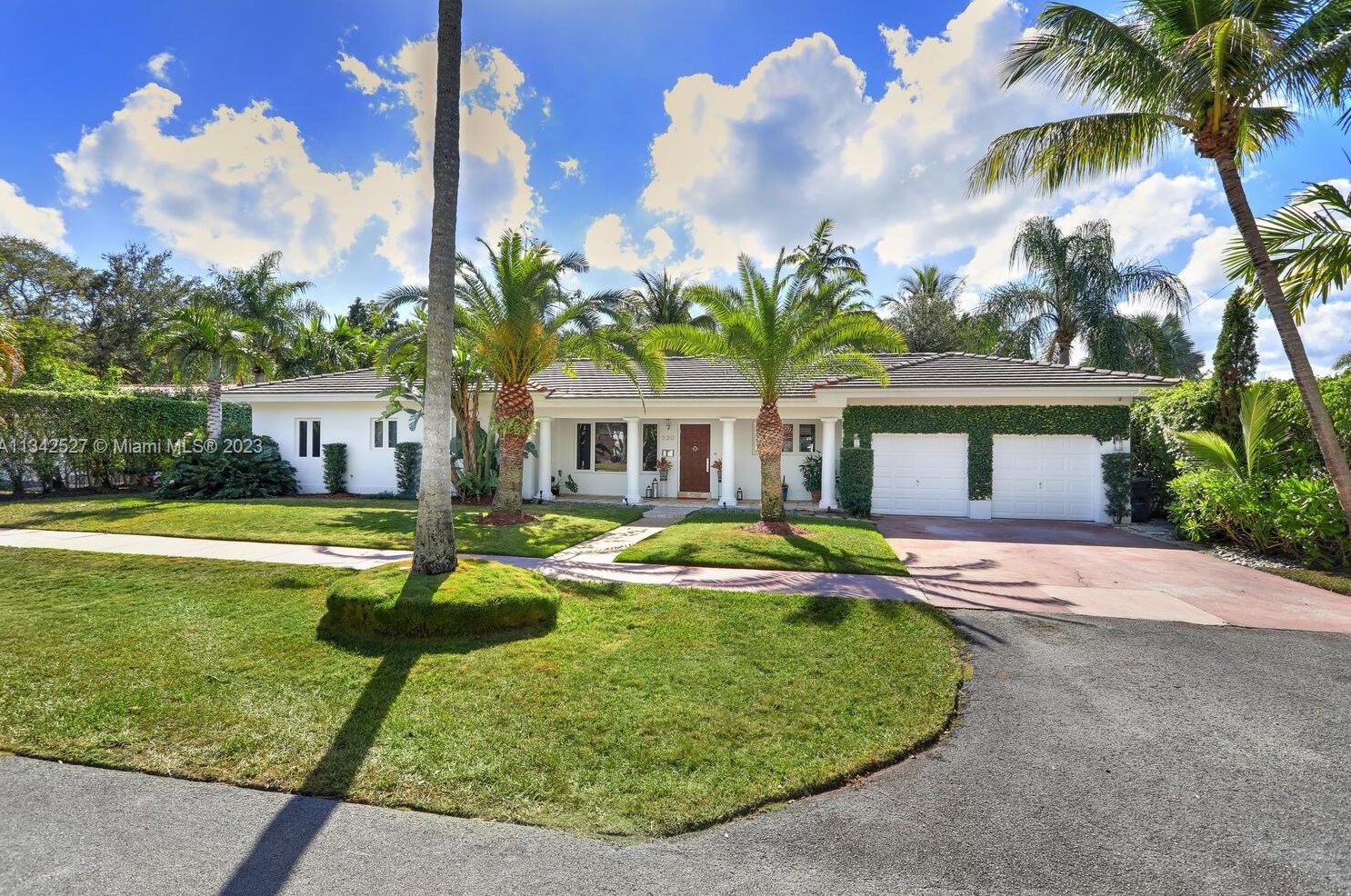 520 Luenga Ave, Miami, FL 33146-2717