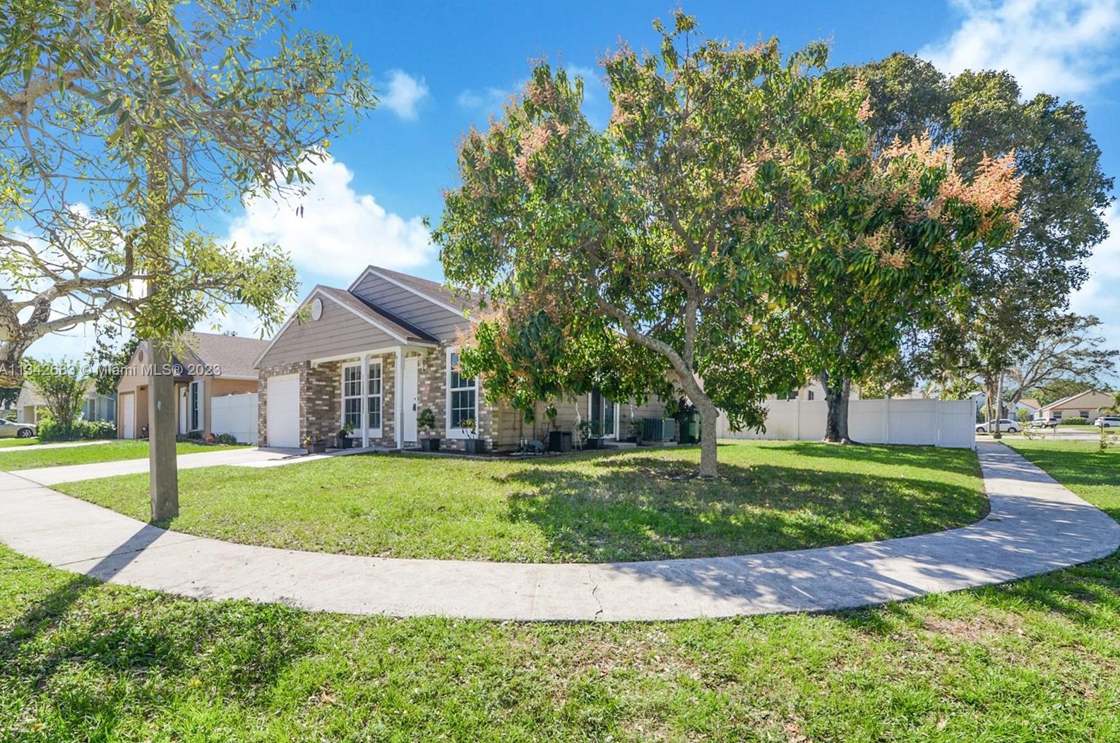 1200 85th Ter, Hollywood, FL 33025-3310
