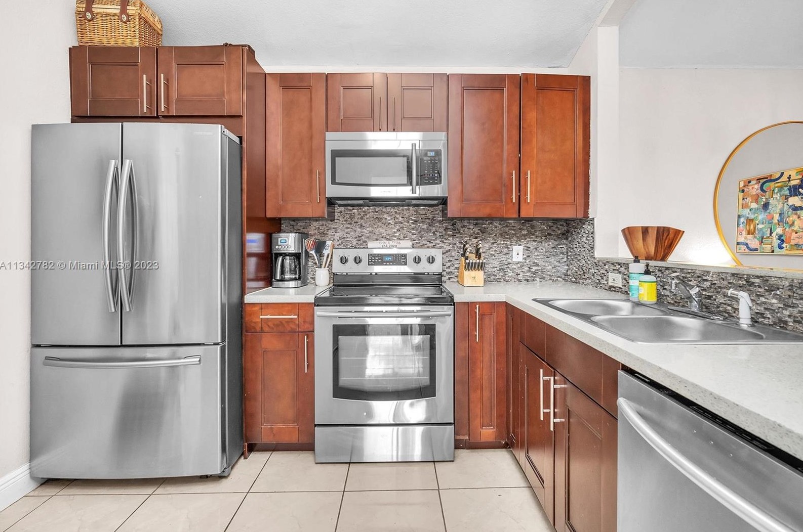 2451 85th Ter, Hollywood FL  33025-2119 exterior