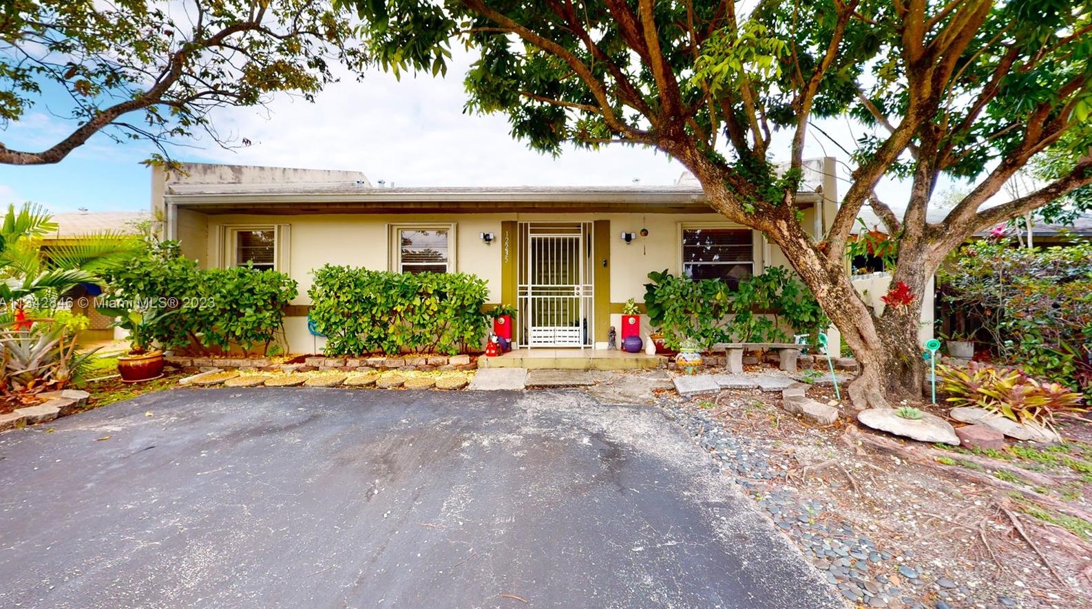 12235 115th Ter, Miami, FL 33186-5007