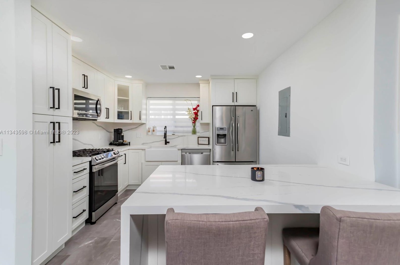 1600 Park Rd, Hollywood FL  33021-5039 exterior