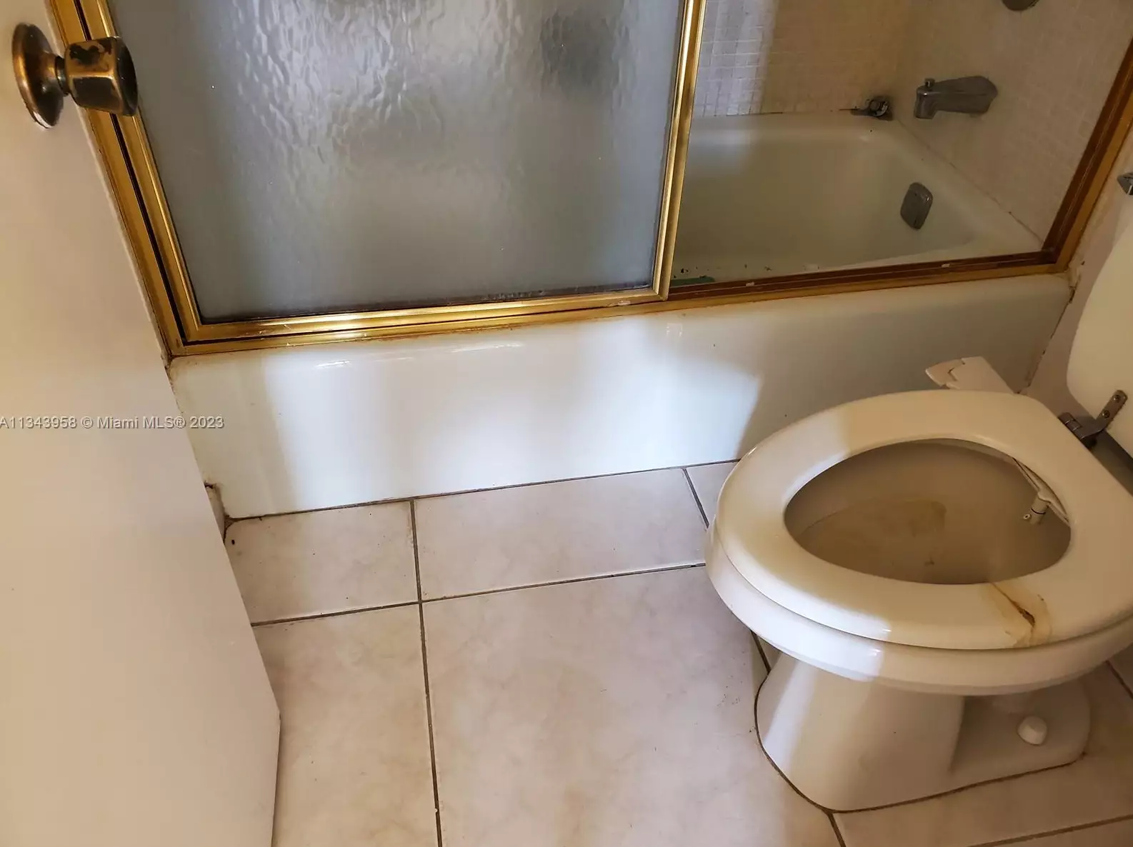 16751 9th Ave, Miami FL  33162-2520 exterior