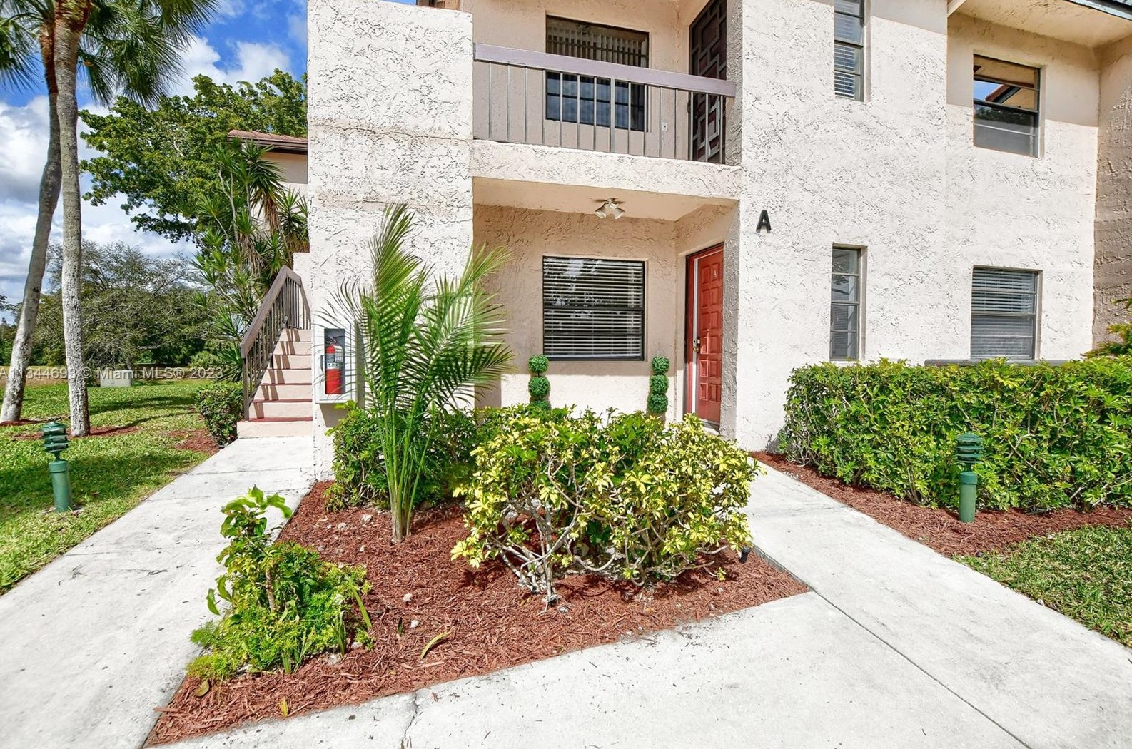 9292 Vista Del Lago, Boca Raton FL 33428-3124 exterior