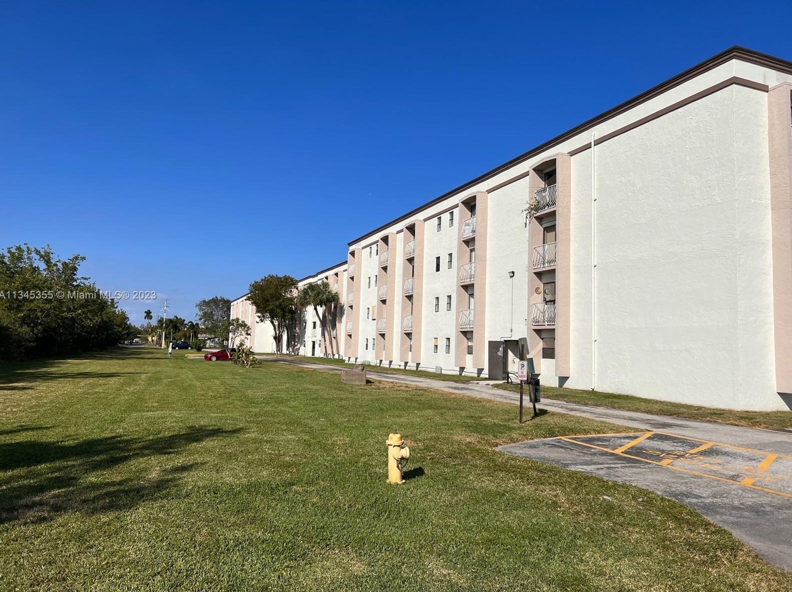 500 Ne 2nd St #126, Dania Beach, FL 33004