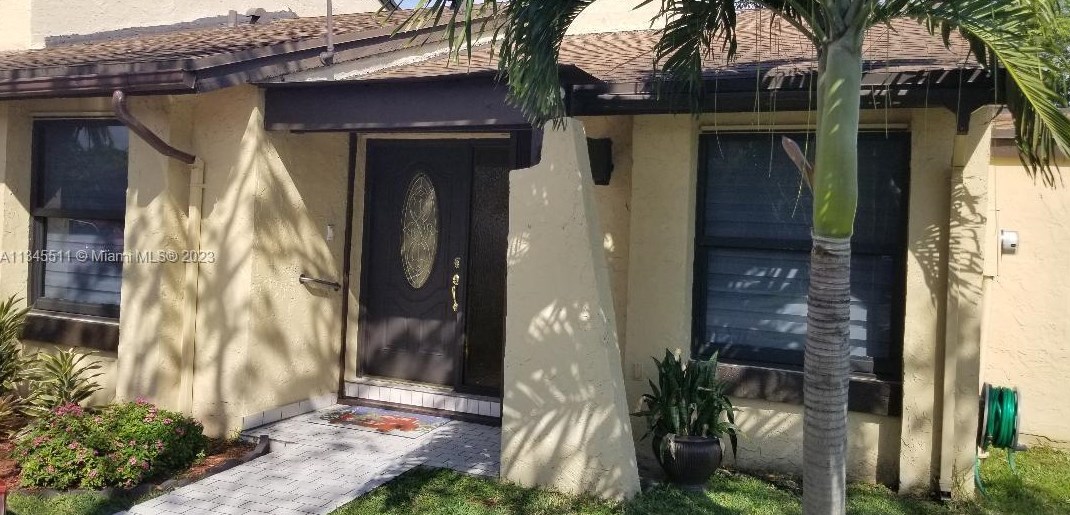 12723 71st Ter, Miami, FL 33183-2455