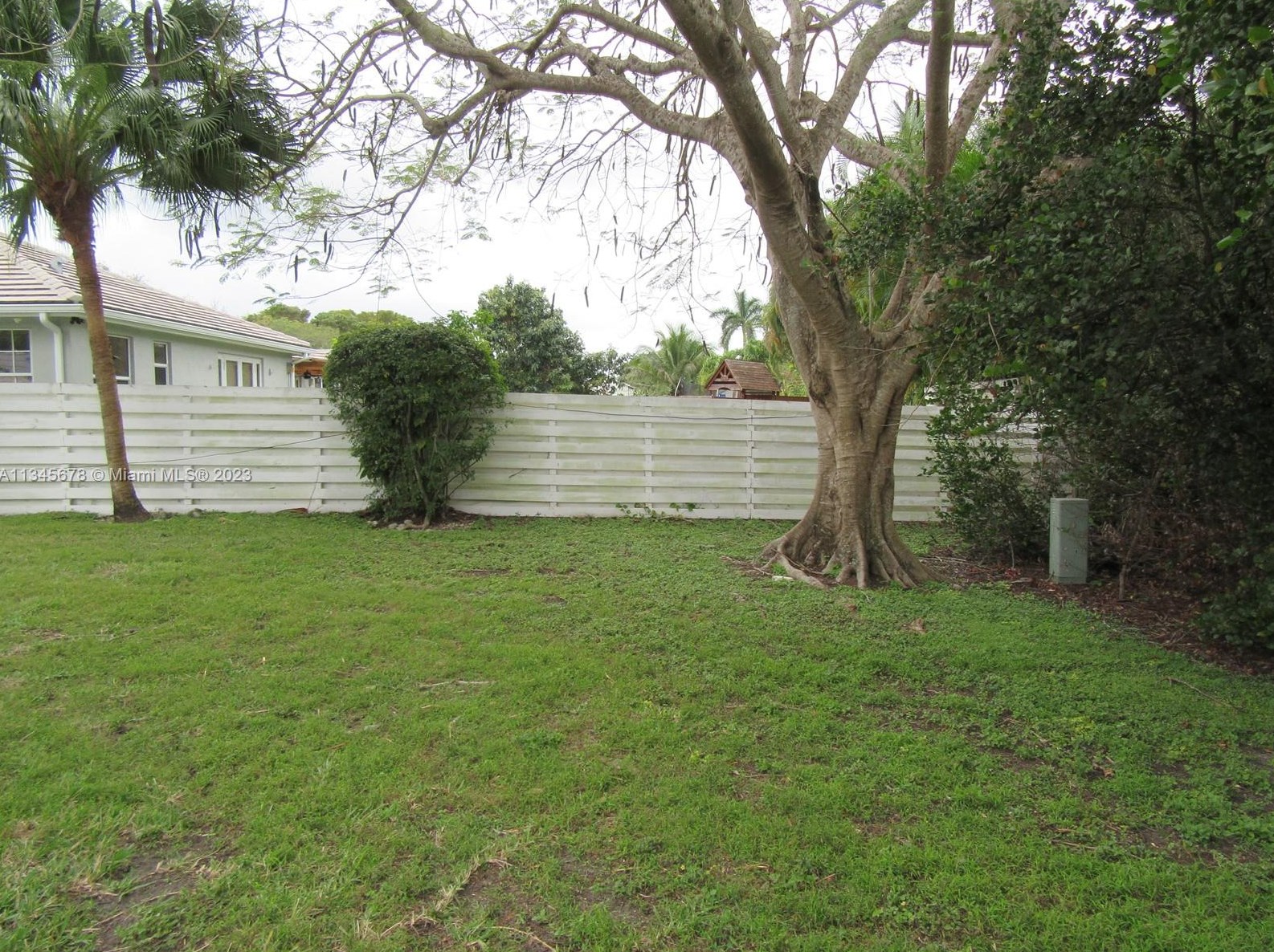 14841 144th Ter, Miami FL  33196-2304 exterior