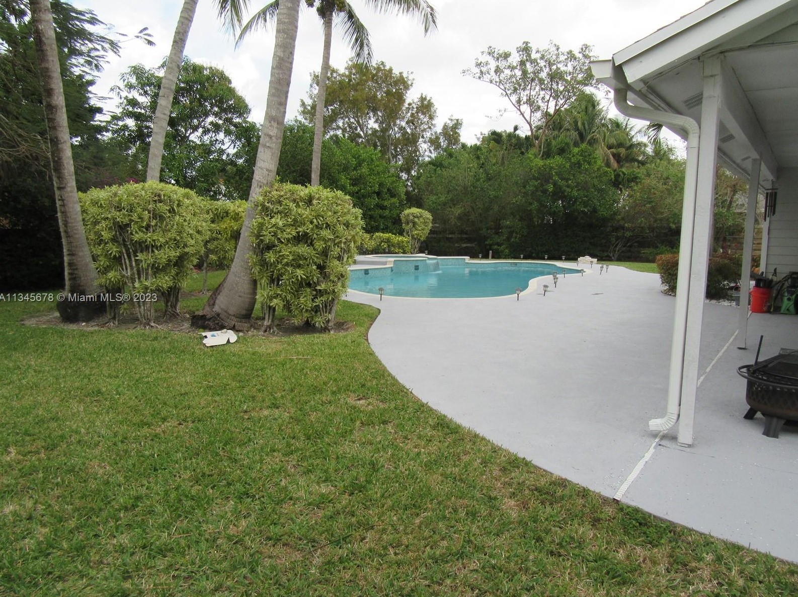 14841 144th Ter, Miami FL  33196-2304 exterior