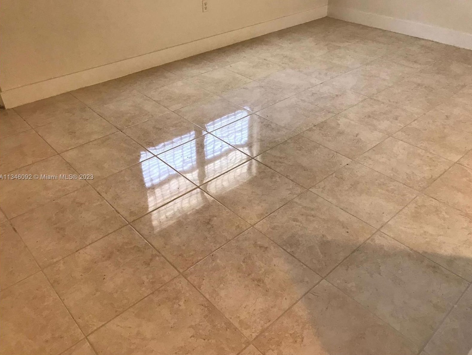 3701 Nw 24th Ave #3, Miami, FL 33142