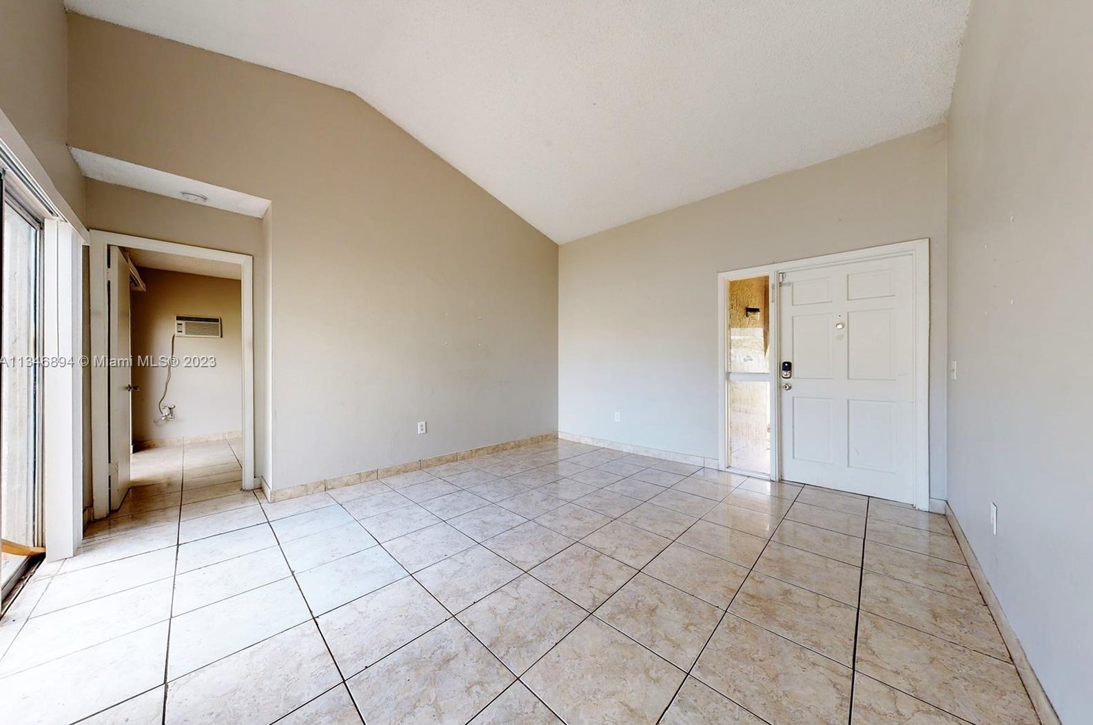20631 124th Pl, Miami, FL 33177-5617