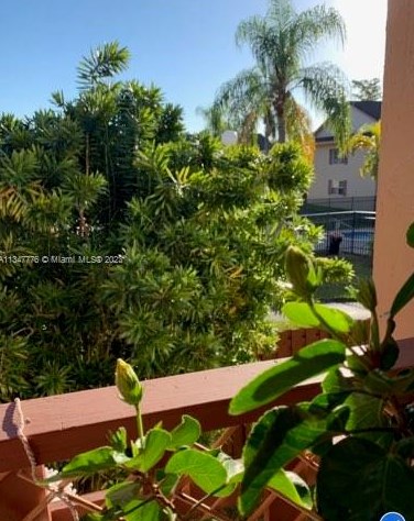 11239 Kendall Dr, Miami FL 33176-1124 exterior