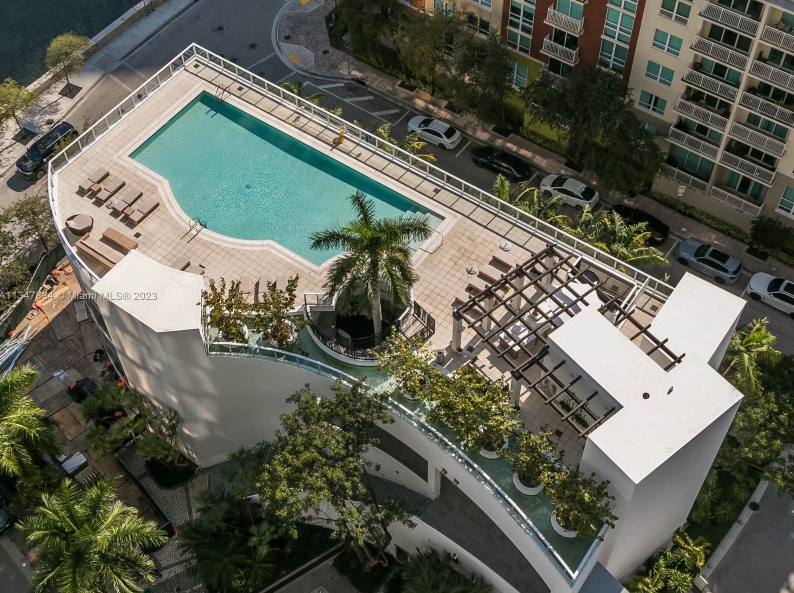 2020 Bayshore Dr, Miami FL 33137-5153 exterior