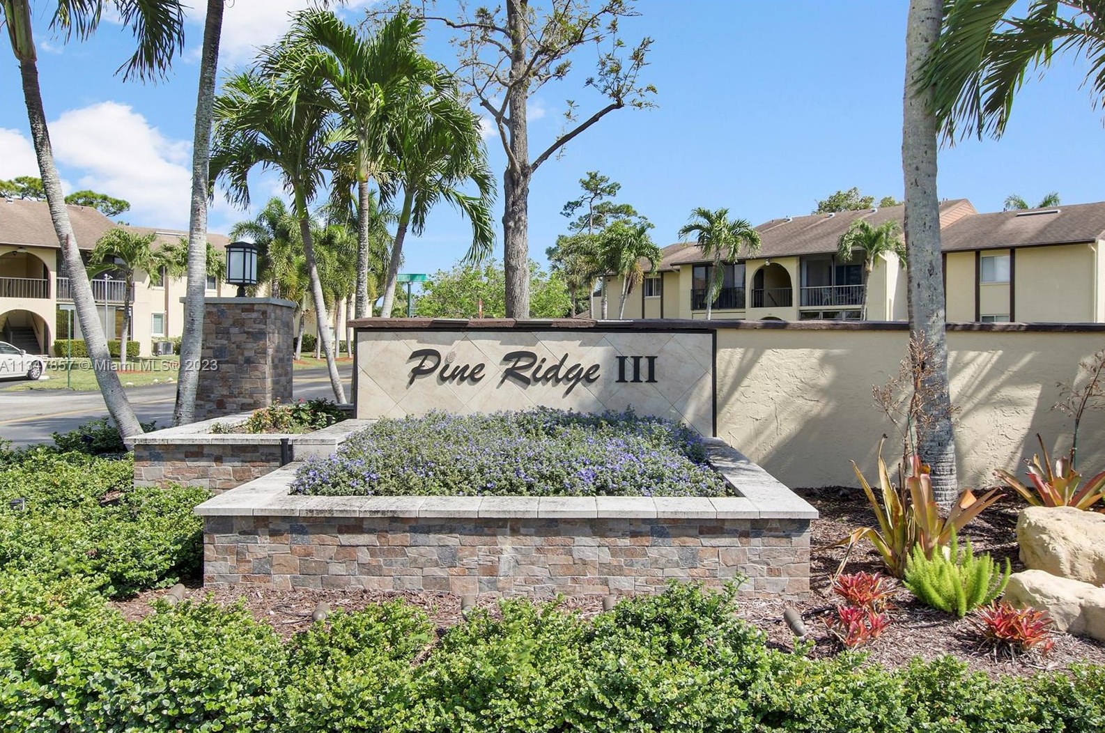 331 Pine Ridge Cir #a-2, Lake Worth, FL 33463