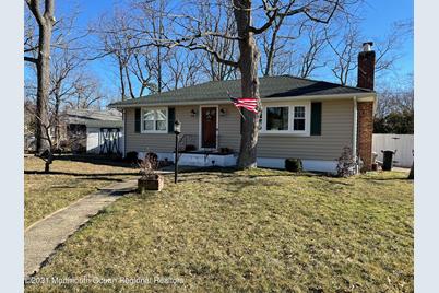 912 Prospect Avenue - Photo 1