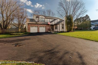 27 Taylors Mills Road, Manalapan Township, NJ 07726 - Photo 1