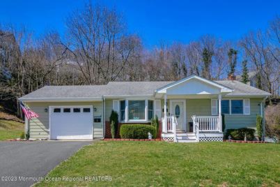 3 S Peak Street, Highlands, NJ 07732 - Photo 1