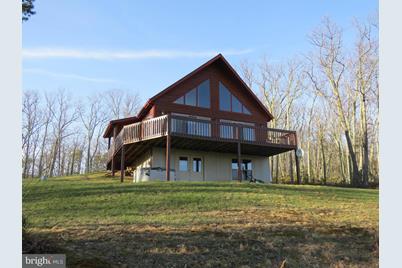 4 Spruce Shadow Ln Riverton Wv 26814 Mls 1004079125 Coldwell