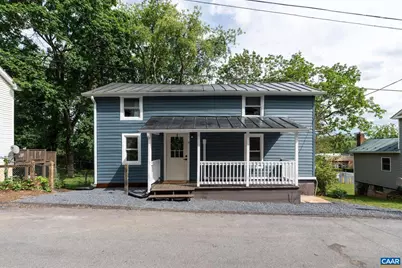 33 Bagby St, Staunton, VA 24401 - Photo 1