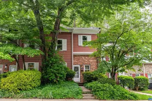 147 Scarborough Pl, Charlottesville, VA 22903 - Photo 1