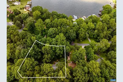 2011 S Lakeshore Dr, Louisa, VA 23093 - Photo 1