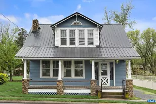 208 E Lee St, Broadway, VA 22815 - Photo 1