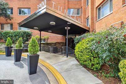 3900 Tunlaw Road NW #611, Washington, DC 20007 - Photo 1