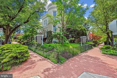 501 D Street SE, Washington, DC 20003 - Photo 1