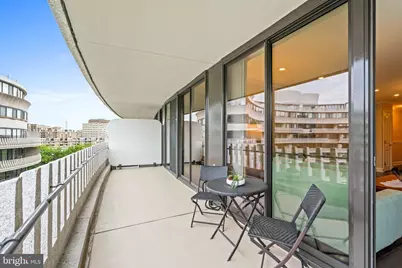 700 New Hampshire Avenue NW #1214, Washington, DC 20037 - Photo 1