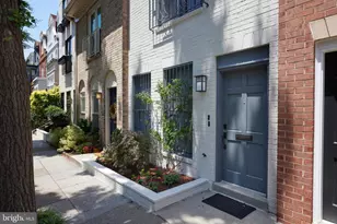 2009 Hillyer Pl NW, Washington, DC 20009 - Photo 1