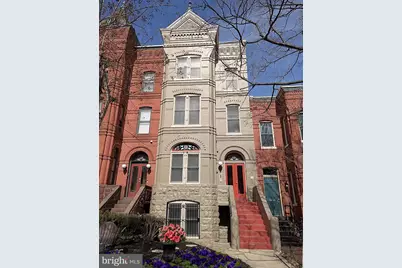 642 East Capitol Street NE, Washington, DC 20003 - Photo 1