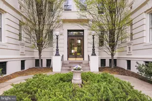 1657 31st St NW, Washington, DC 20007 - Photo 1